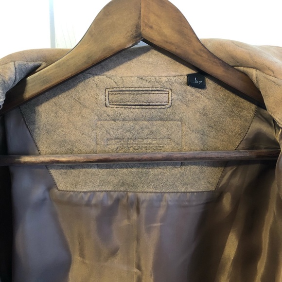 Roundtree and Yorke Lambskin Leather Jacket - Picture 5 of 8